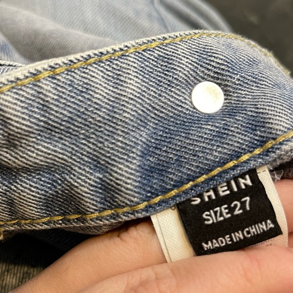 SHEIN Jeans Size 27 Like new - Picture 3 of 3